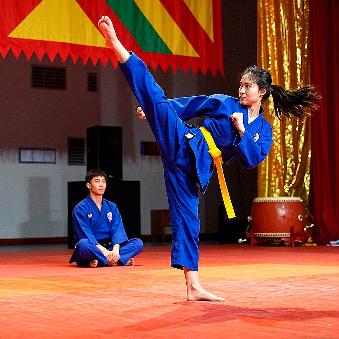Hồ sơ rỗng và tiếng vỗ tay lẻ loi: Nghề viết võ thuật giữa vùng trũng dữ liệu