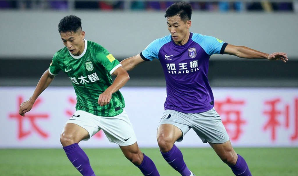 14 ngày ở một trung tâm huấn luyện V.League: Khi sổ tay buộc phải đối chiếu với dữ liệu