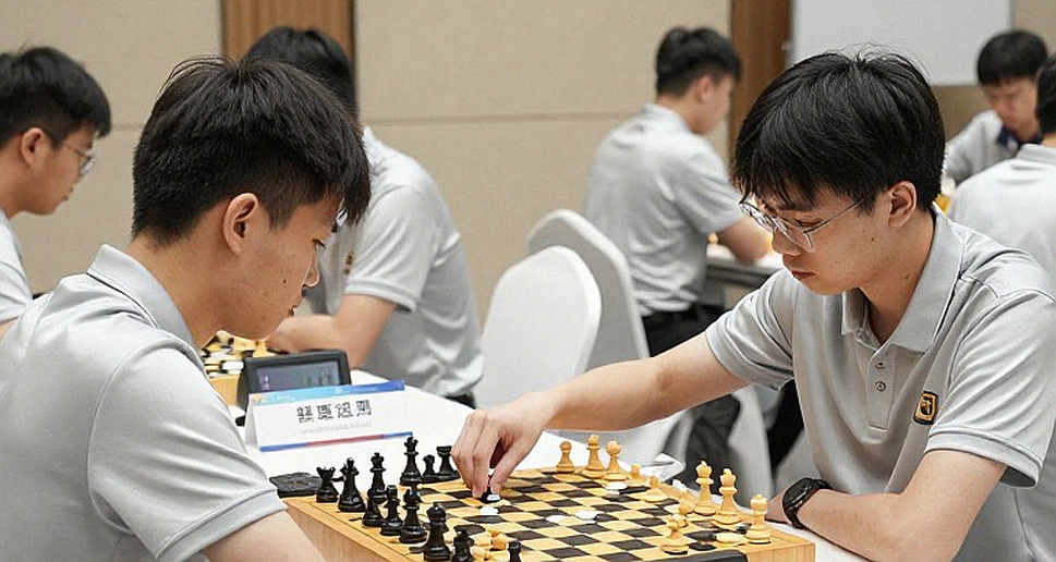 Chovy và Rookie: Bảy năm chờ đợi và một trận tái đấu không có bản vá