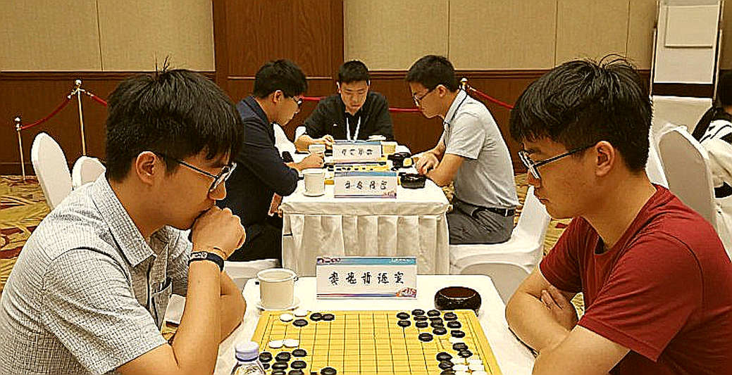 Evaluation Bars, Heat Maps and the Data Gap: Vietnamese Chess Needs a Verification Standard Evaluation Bars, Heat Maps and the Data Gap: Vietnamese Chess Needs a Verification Standard