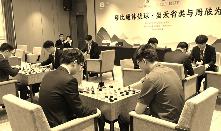 ChessBase Magazine số 225: Giữa 'điểm sáng Olympiad' và những gì thực sự nằm trong trang