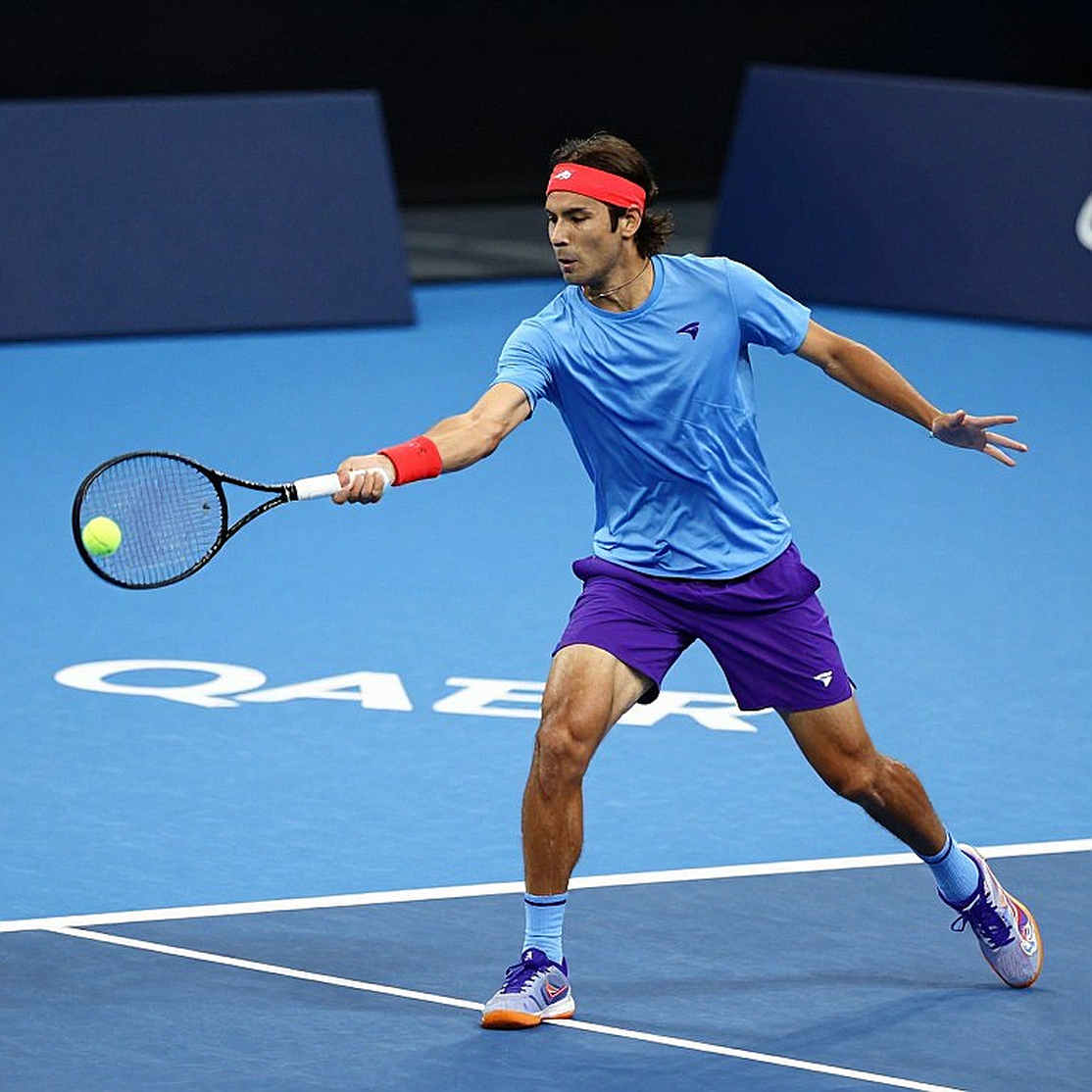 Zverev và khoảng cách 1.810 điểm: Vì sao ngôi số 1 của Sinner đứng trên vách đá Zverev và khoảng cách 1.810 điểm: Vì sao ngôi số 1 của Sinner đứng trên vách đá