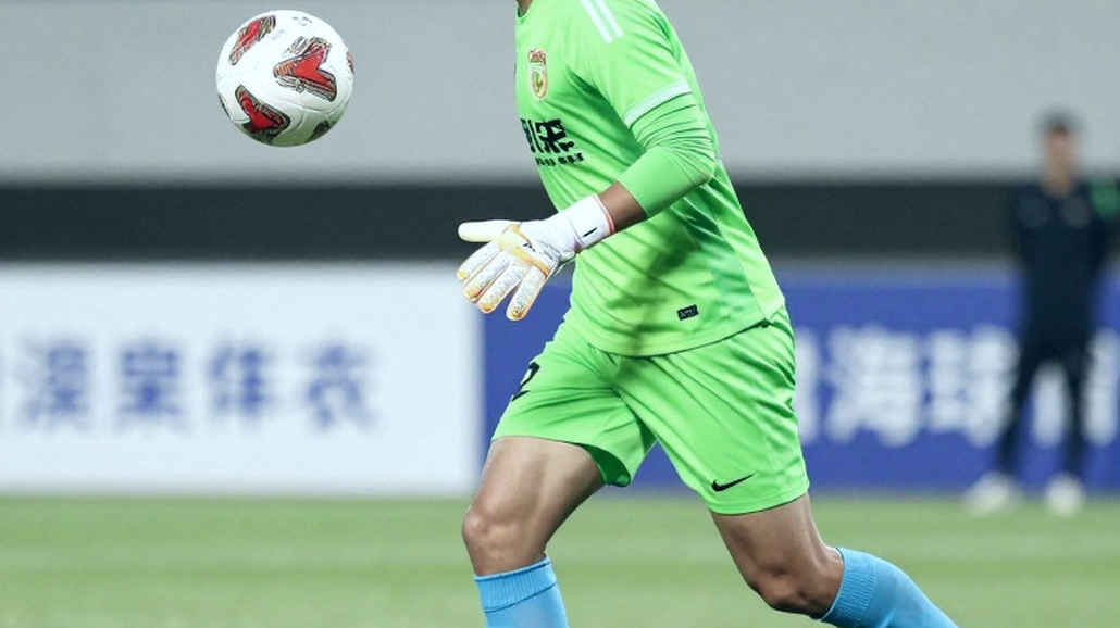 Ter Stegen, Ajax and the June 30 Invoice: Barcelona Is Repricing a Goalkeeper Ter Stegen, Ajax and the June 30 Invoice: Barcelona Is Repricing a Goalkeeper