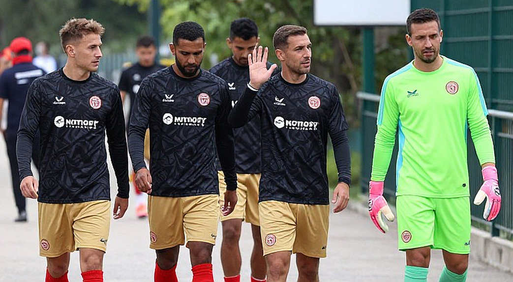 A 0-0 Draw in San Diego and the On-Air Debate at TUDN: When Concacaf Football Learns to Read Itself A 0-0 Draw in San Diego and the On-Air Debate at TUDN: When Concacaf Football Learns to Read Itself