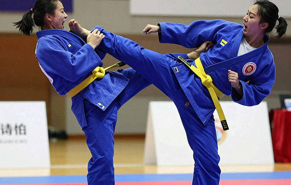 42-41 sau hiệp phụ và tấm huy chương đầu tiên trong lịch sử: Đọc lại đội kiếm 3 cạnh nữ Singapore từ bảng dữ liệu 42-41 sau hiệp phụ và tấm huy chương đầu tiên trong lịch sử: Đọc lại đội kiếm 3 cạnh nữ Singapore từ bảng dữ liệu